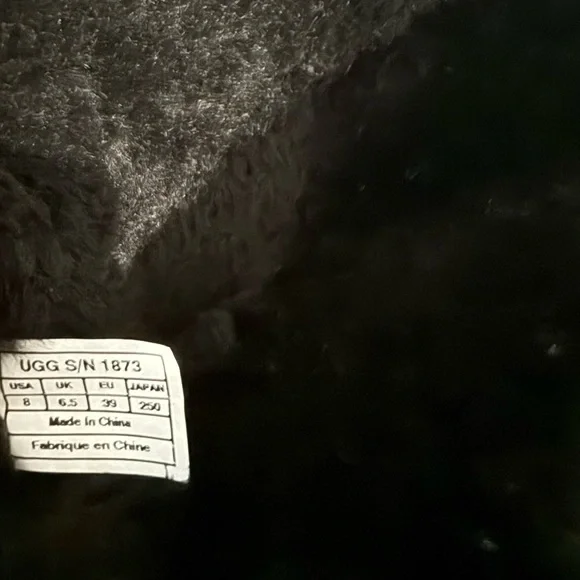 Ugg Women's Black Boots size 8 - Picture 3 of 3